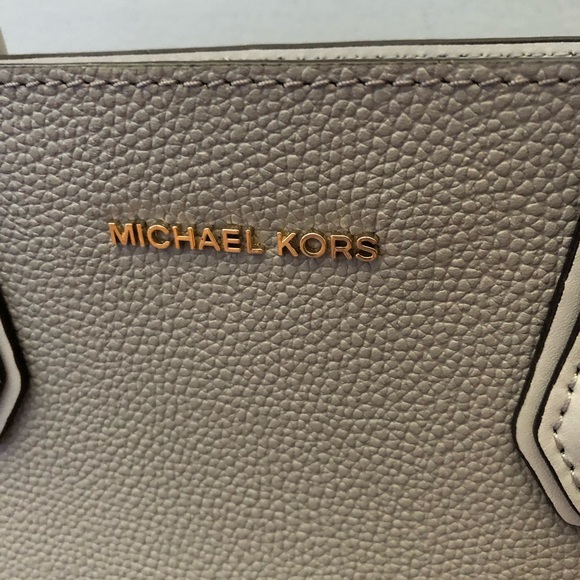 Michael Kors Large Grey Mercer Pebbled Accordion Tote Crossbody Shoulder Bag - Picture 3 of 16